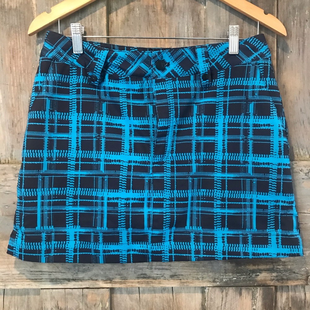 Under armor golf scort